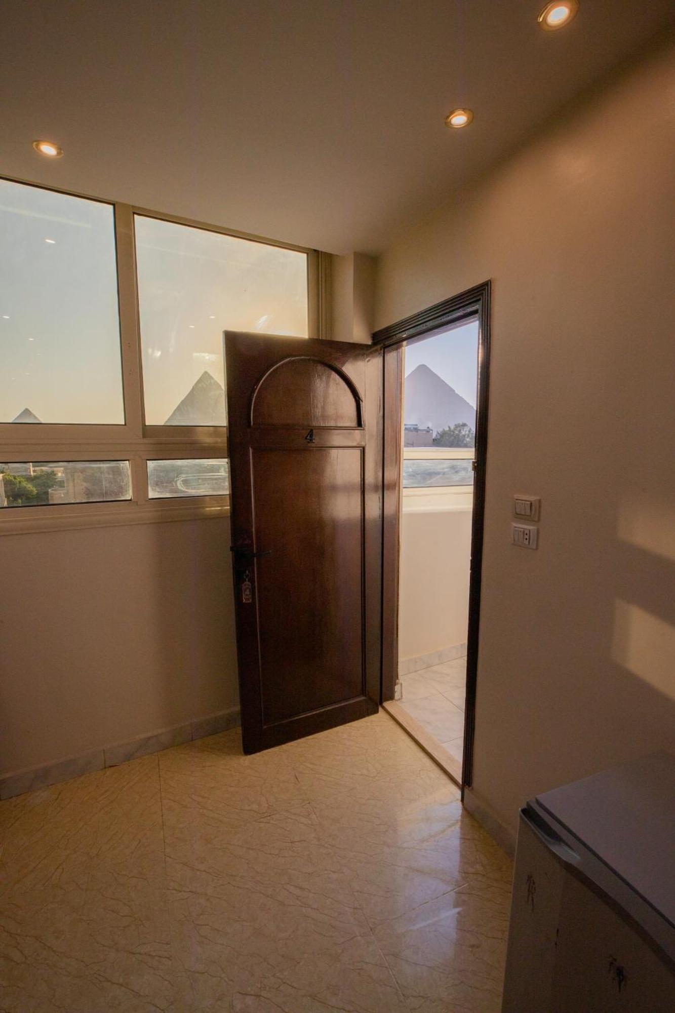 Horus Guest House Pyramids Kafrat al Jabal Bagian luar foto